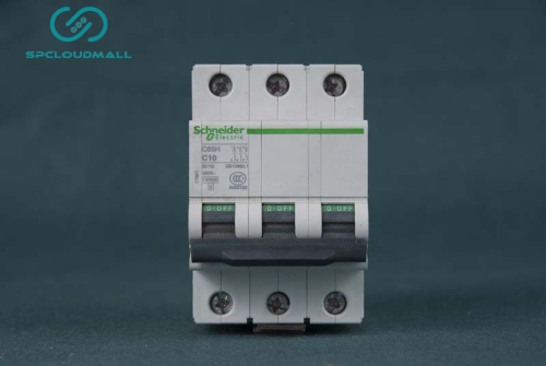 SCHNEIDER BREAKER  C65H3PC10A