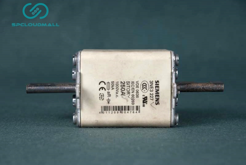 SIEMENS HIGH SPEED FUSE 3NE3227 SITOR 250A 1000VAC
