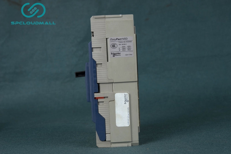 Product detail name：SCHNEIDER BREAKER EZD250M3P200A