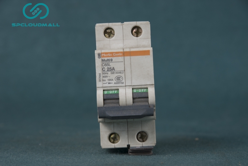 SCHNEIDER BREAKER C65L2PC25A