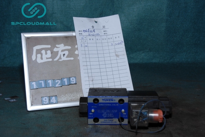 YUKEN DIRECTIONAL VALVE D5-02-2B2-A240