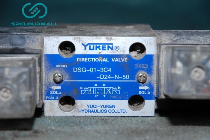 YUKEN SOLENOID DIRECTIONAL VALVE DSG-01-3C4-D24-N-50