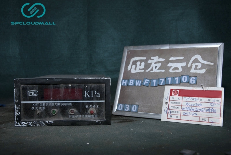PRESSURE DISPLAY ADJUSTING INSTRUMENT XMT-104