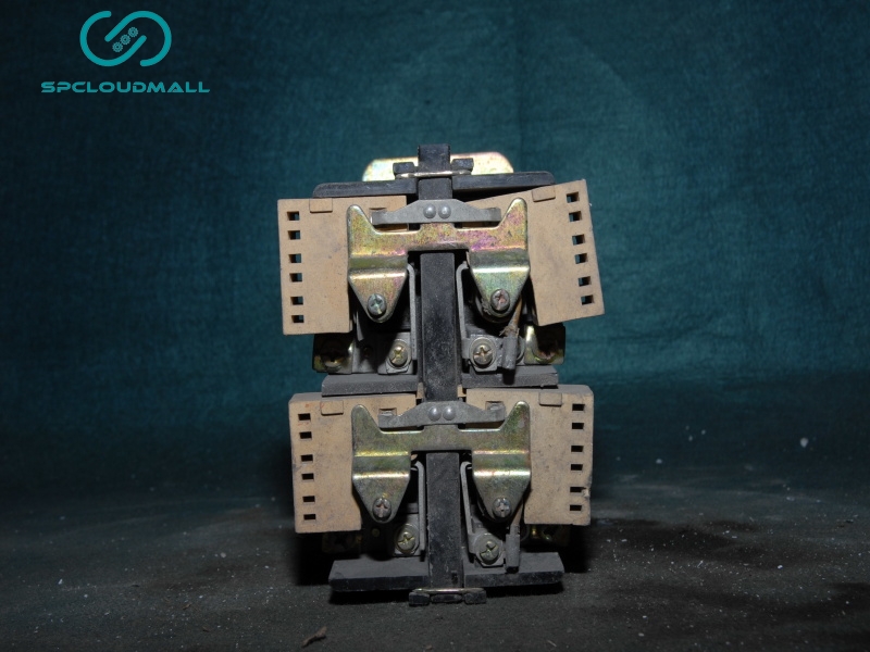 CONTACTOR CZ0-40C 220V