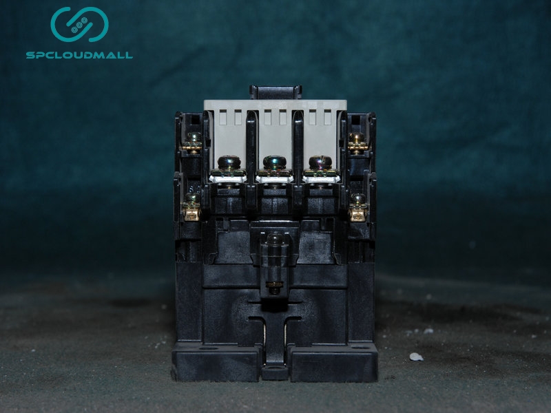 CONTACTOR SC2-N2 220V 70A