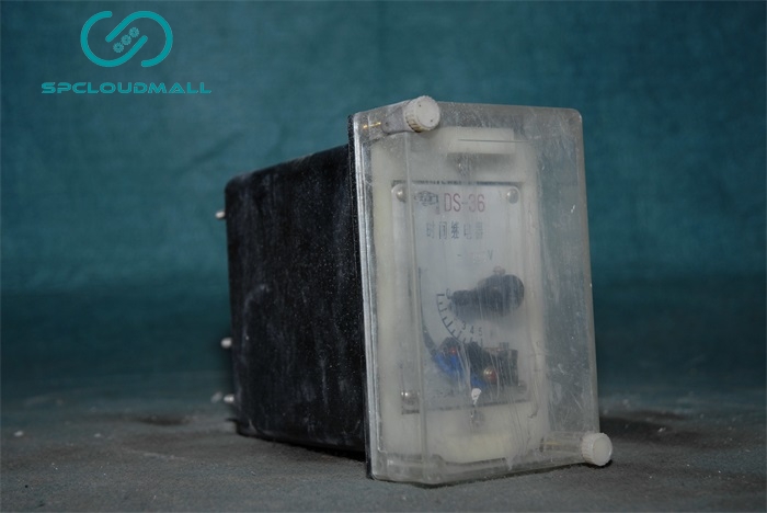 TIME-DELAY RELAY  DS-36