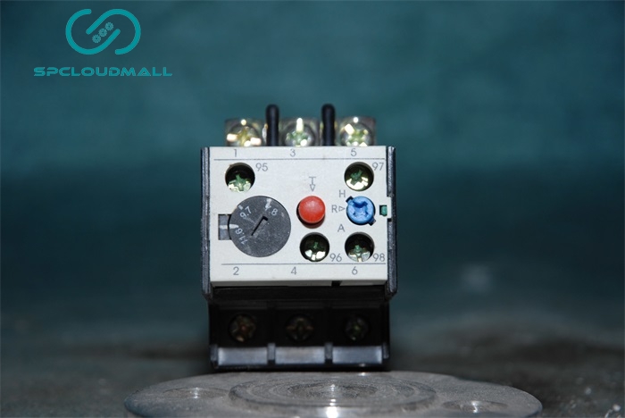 OVERLOAD RELAY LR2-D1321C12-18A