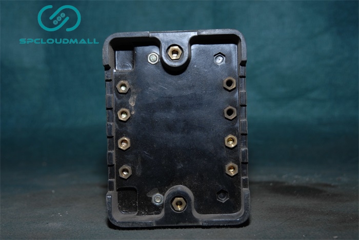 VOLTAGE RELAY DJ-122A