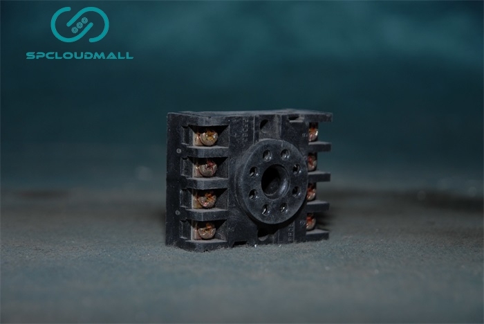 RELAY SOCKET PF083A