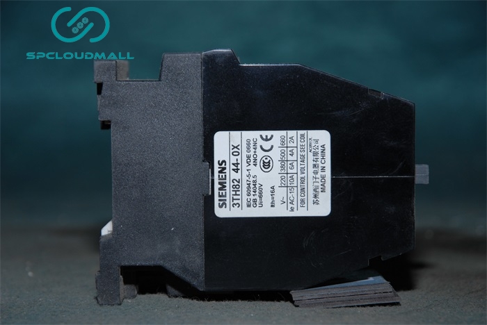 CONTACT RELAY 3TH82 44-0X 220V