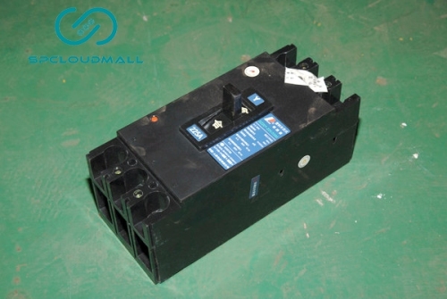 BREAKER DZ20Y-225-3300  225A