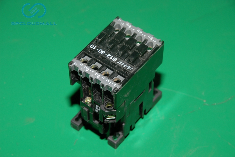 AC CONTACTOR  B12-30-10