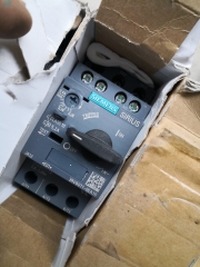 SINEMENS  CIRCUIT BREAKER 3RV6011-OEA15