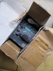 SINEMENS  CIRCUIT BREAKER 3RV6011-OEA15