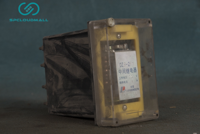RELAY  DZY-217DC-220V
