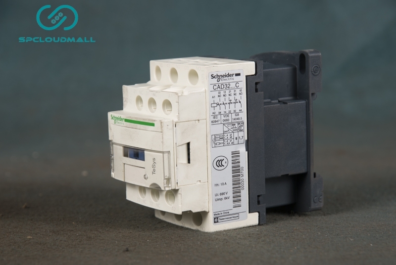 AC TIME RELAY CAD32 LAD-RO 220V