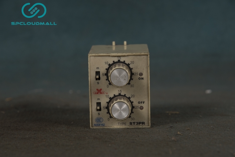 TIME RELAY  ST3P A-D 110V