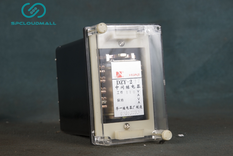 INTERMEDIATE RELAY    DZJ-217-110V