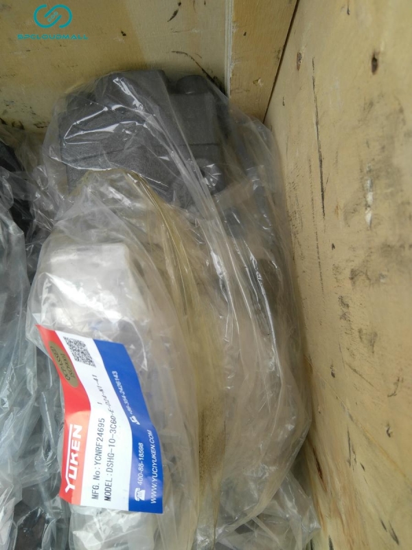 YUKEN HYDRAULIC VALVE DSHG-10-3C60-D24