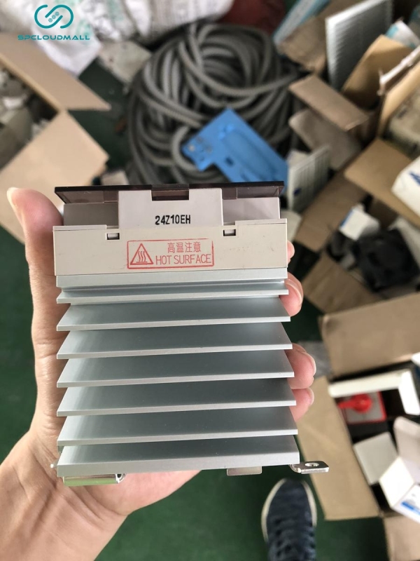 OMRON SOLID- STATE RELAY  G3PE-545B