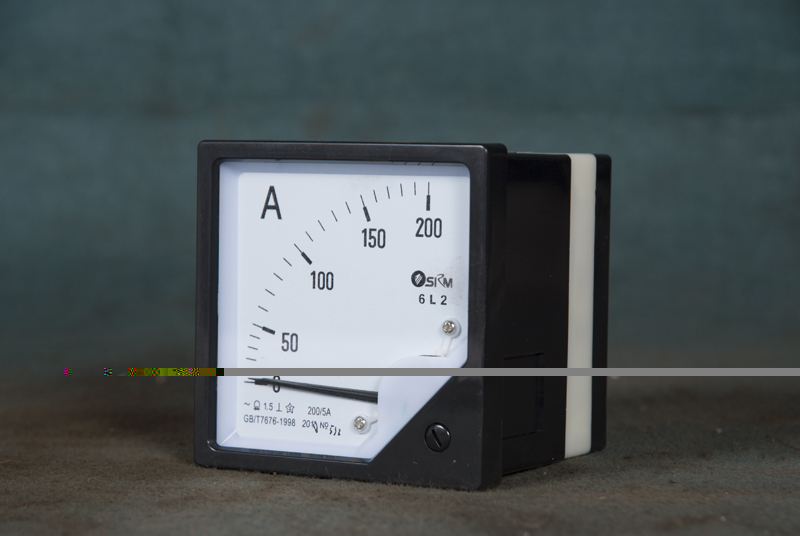 AMPERE METER  6L2 0-200A