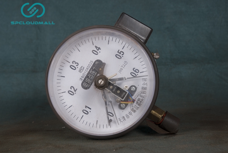 ELECTRO CONNECTING PRESSURE GAUGE   YX150  0-0.6MPA  220V
