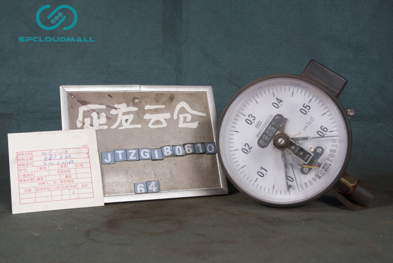 ELECTRO CONNECTING PRESSURE GAUGE   YX150  0-0.6MPA  220V