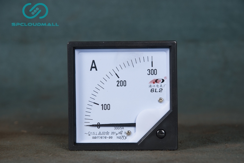 AMPERE METER  6L2 300/5A