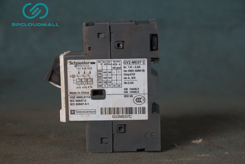 SCHNEIDER BREAKER GV2-ME07C 1.6-2.5A