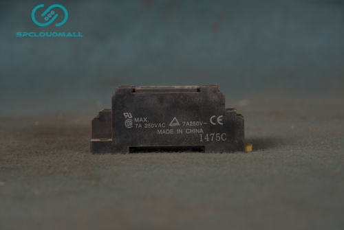 INTERMEDIATE RELAY PEDESTAL PYF08A