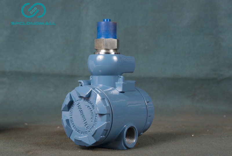 PRESSURE TRANSDUCER  (TRANSMITTER)  KYB-800M 0-1.6MPA DC24V