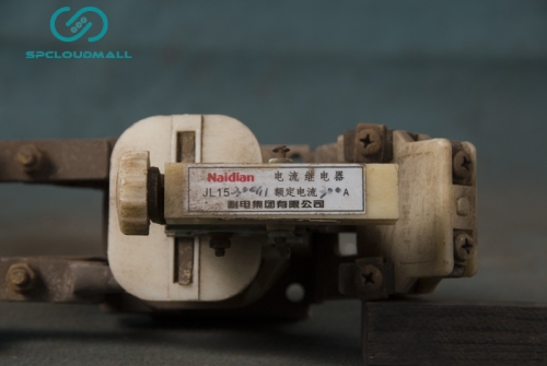 CURRENT RELAY   JL15-11 300A