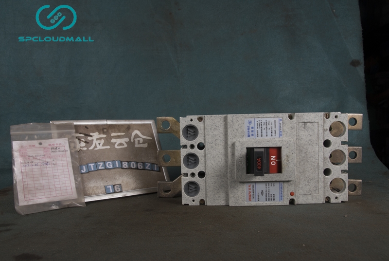 MOULDED CASE CIRCUIT BREAKER    TM30S-400W3200