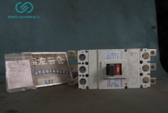 MOULDED CASE CIRCUIT BREAKER    TM30S-400W3200