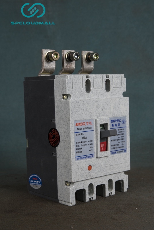MOULDED CASE CIRCUIT BREAKER   TM30H-225W33002 160A