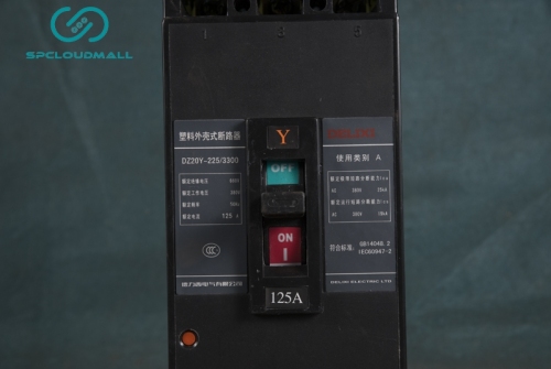 BREAKER DZ20y-225A  200A
