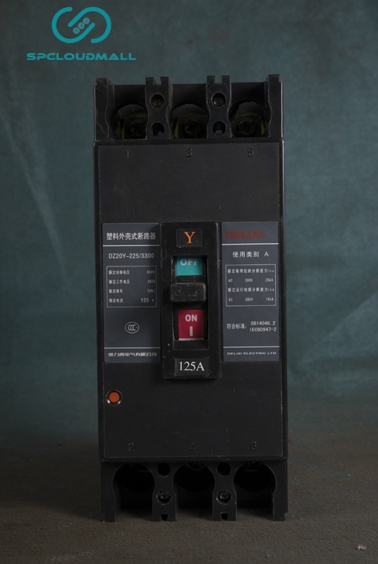 BREAKER DZ20y-225A  200A