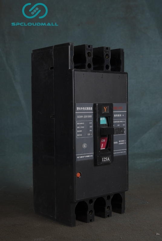 BREAKER DZ20y-225A  200A