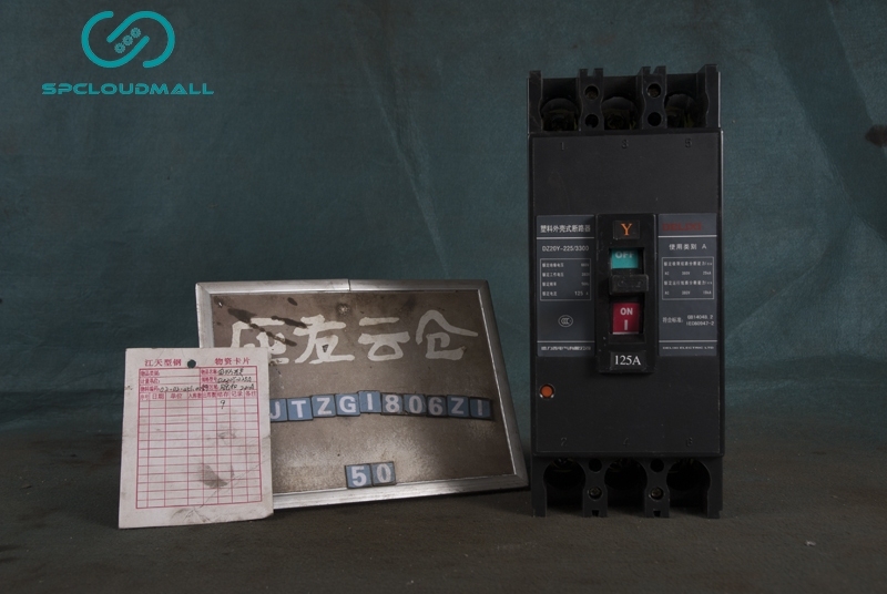 BREAKER DZ20y-225A  200A