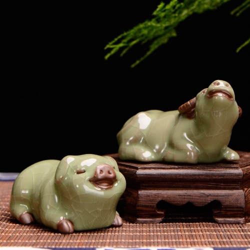 Purple Clay Ge Kiln Tea Pet Ceramic Pig Cow Office Desk Decoration Jewelry Can Raise Kung Fu Tea Ceremony Gifts