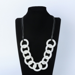 Fashion choker necklace