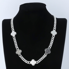 Fashion choker necklace