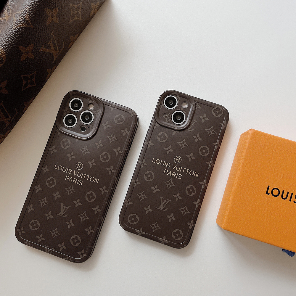 ヴィトン iPhone15/14 ProMaxケース モノグラム Louis Vuitton 芸能人