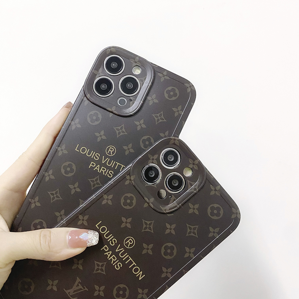 ヴィトン iPhone15/14 ProMaxケース モノグラム Louis Vuitton 芸能人