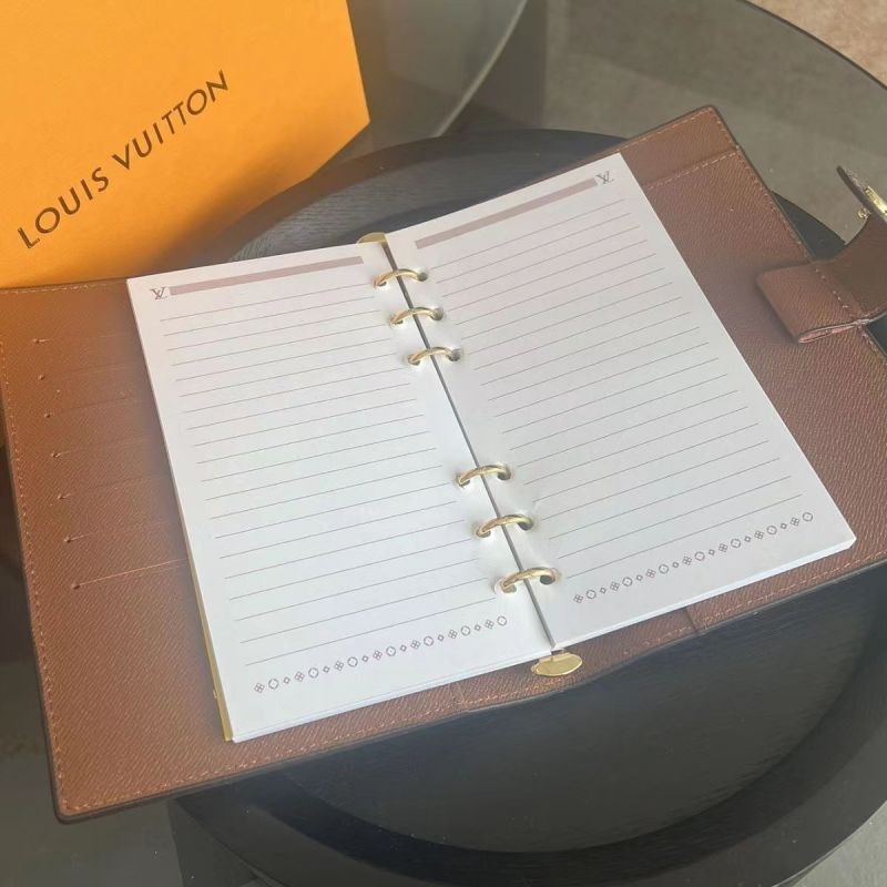 ルイビトン 手帳カバー ノートカバー A6サイズ ルイヴィトン ダイアリーカバー 名いれ モノグラム Louis Vuitton 手帳 ルーズ