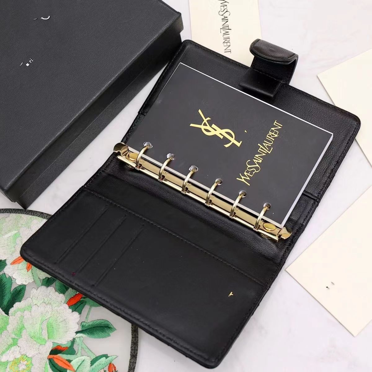 サンローラン 手帳 ルーズリーフ コンパクト a7サイズ YSLシグネチャー