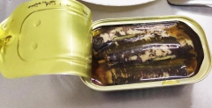 Canned sardines in oil 125g