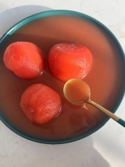 Canned peeled tomato whole