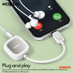 ♦ PC&ABS  Material                                            ♦AUX Audio & Charging