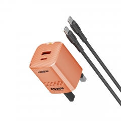 PD35W,QC18W UK Travel Charger